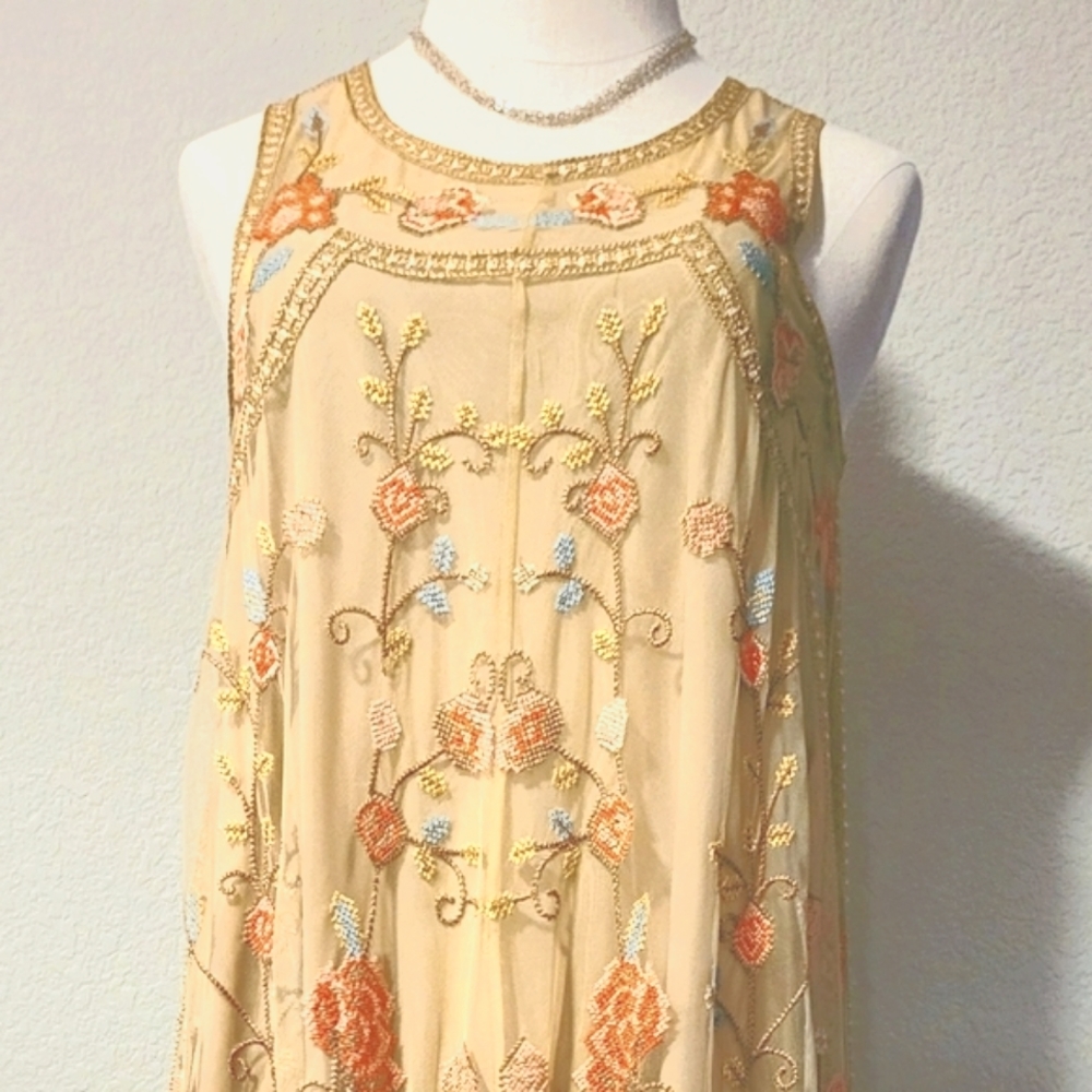 Tolani Collection Stunning Champagne Sleeveless Embroidered Mesh Midi Dress